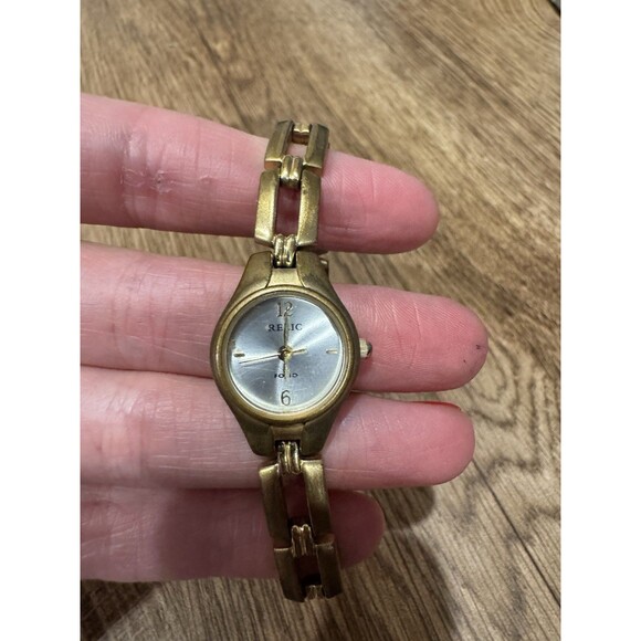 Relic Watch 22mm Womens Gold Tone ZR33404 Needs Battery - Picture 1 of 3